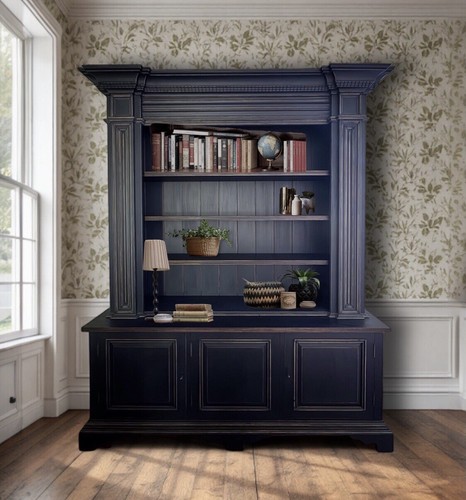 Large painted chalon pine - painted,