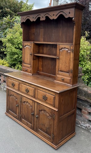 17th century style - 17th, oak